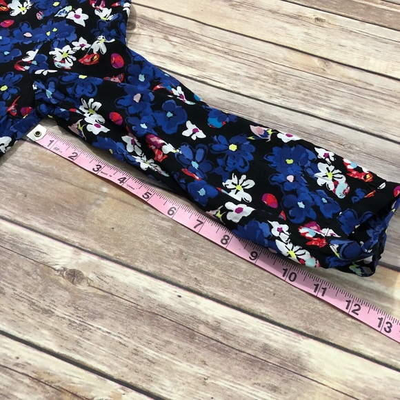 Talbots blue floral & butterfly blouse - Picture 8 of 8